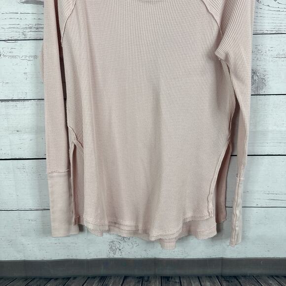 We The Free Shirt Womens XS Pink Waffle Boxy Boho Peasant Thermal Off Shoulder - Picture 3 of 13
